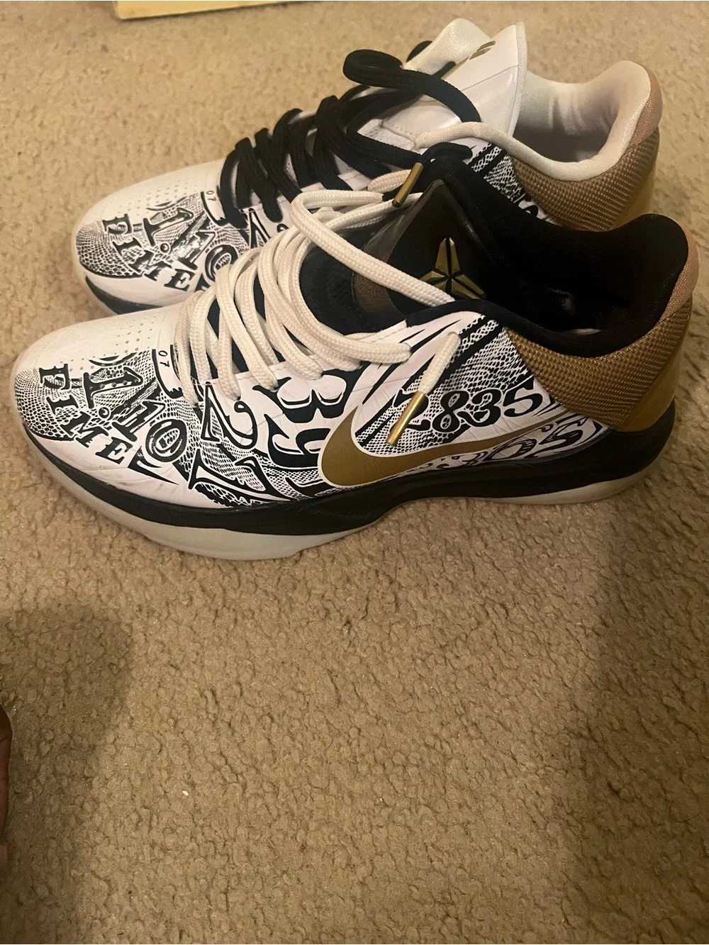Kobe Bryant Signature Sneakers in White & Black
